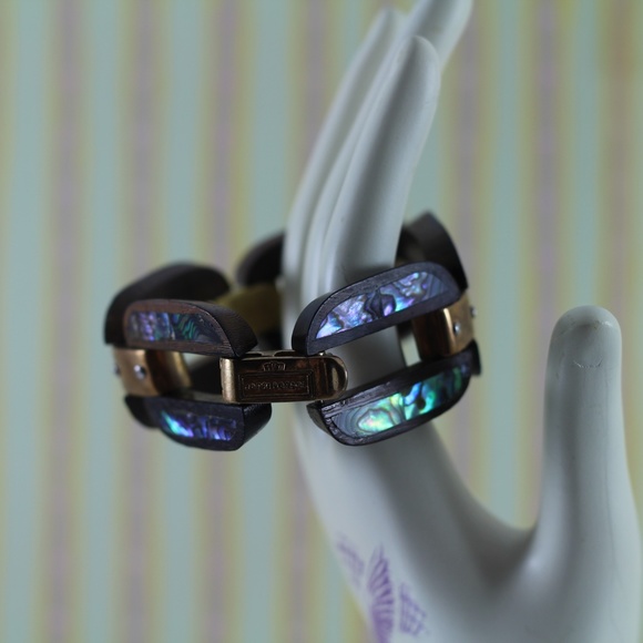 Henri Bendel Wood and Mother of Pearl Bracelet - Picture 10 of 16